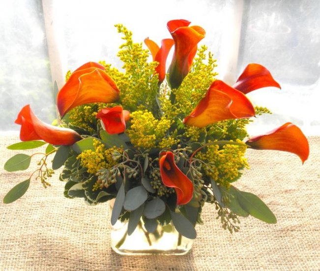 Calla Lily Cube Bouquet - Click Image to Close
