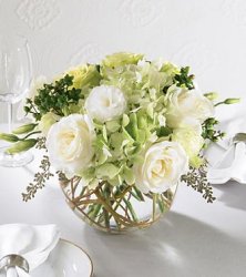 Centerpiece / Floral arrangement