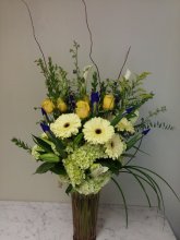 Iris Sunshine Garden Bouquet Iris Sunshine Garden Bouquet