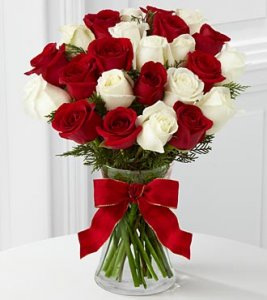 Heart of the Holidays Rose Bouquet