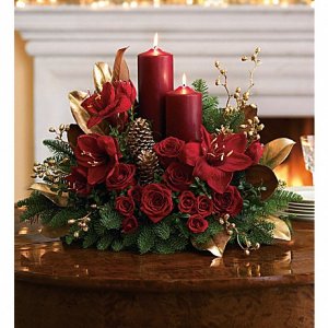 Candlelit Christmas Centerpiece  Candlelit Christmas Centerpiece