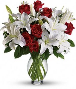 The Timeless Romance Bouquet The Timeless Romance Bouquet